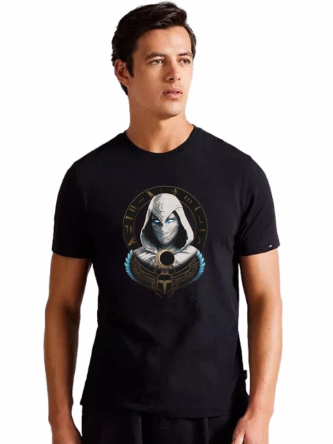 

Planet Superheroes Men Black Printed Applique T-shirt