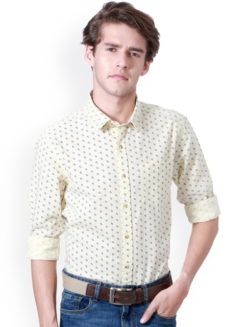 

People Men Cream-Coloured Slim Fit Printed Casual Shirt