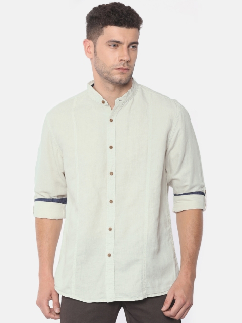 

People Men Beige Regular Fit Solid Casual Shirt