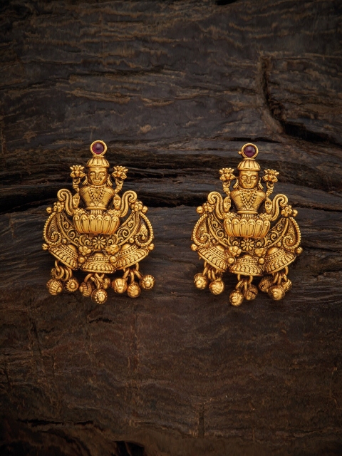 

Kushal's Fashion Jewellery Red Classic Studs Earrings