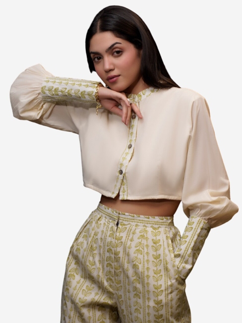 

Alaya By Stage3 Off White Mandarin Collar Shirt Style Top