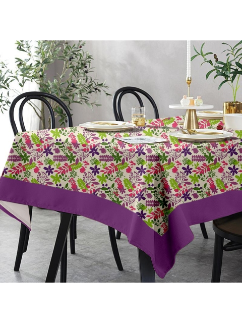 

Lushomes Purple & White Printed Rectangle 4 Seater Table Cloth