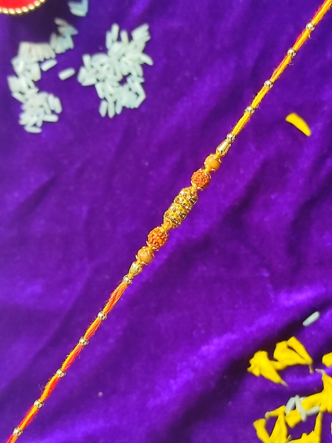 

CRAYTON RED COLOURED Gold Plated Beaded Rakhi, Multi