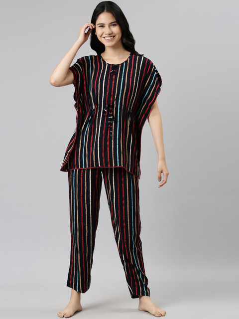 

GOLDSTROMS Women Navy Blue & White Printed Night suit