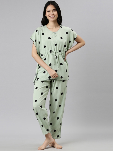 

GOLDSTROMS Women Green & Black Printed Night suit