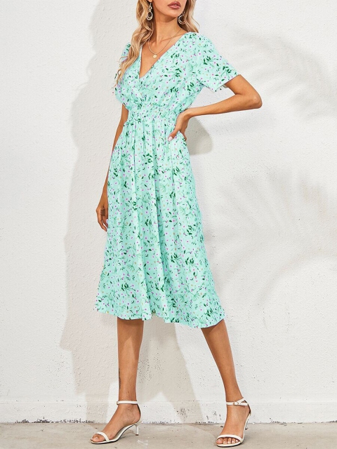 

URBANIC Green Floral Midi Dress