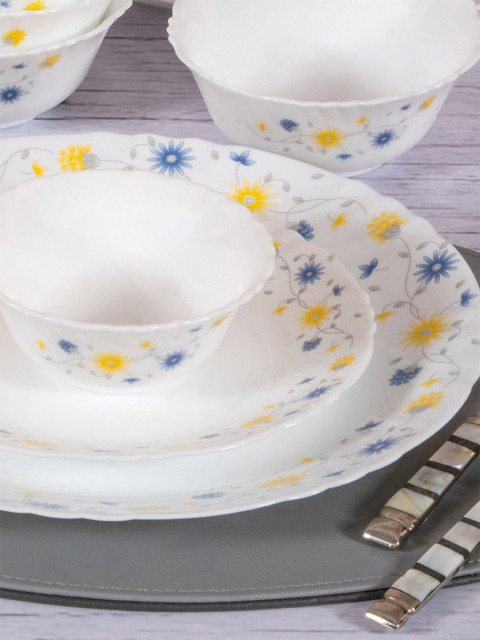 

Cello White & Blue 6 Pieces Floral Printed Opalware Glossy Dinner Set
