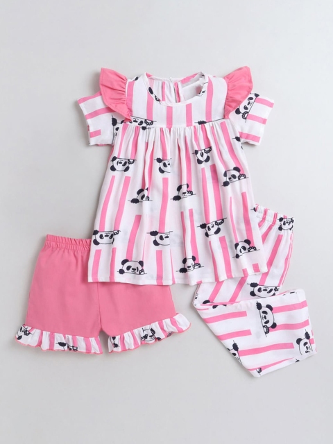 

Hopscotch Girls White & Black Printed Night suit