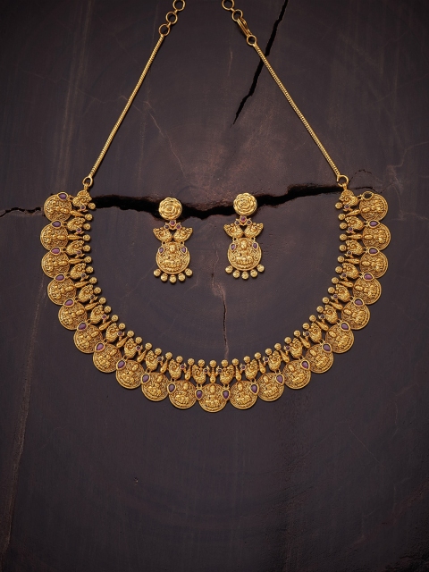 

Kushal's Fashion Jewellery Gold-Plated Red Stone-Studded Jewellery Set