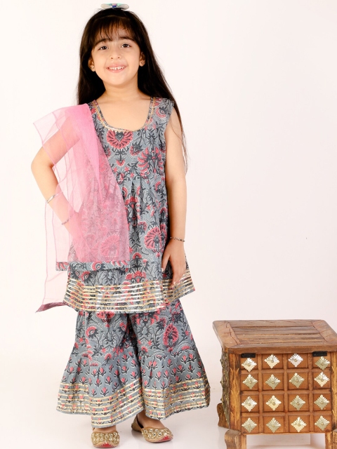 

The Mom Store Girls Grey Floral Printed Panelled Pure Cotton Kurti with Skirt & With Dupatta