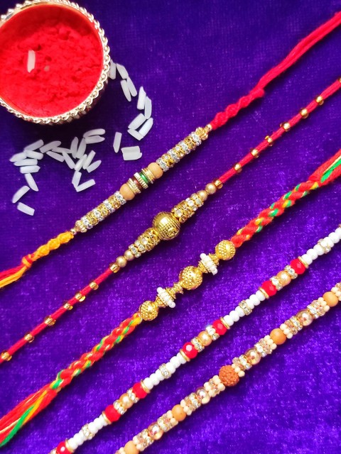 

CRAYTON Men Set Of 5 Gold-Toned White & Red Stone-Studded & Beaded Rakhi
