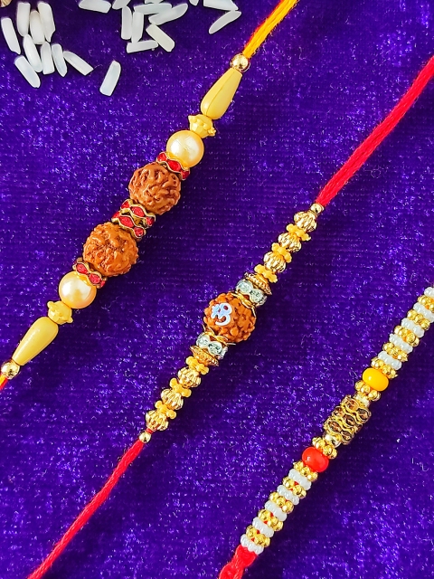 

CRAYTON Men Set Of 3 Red Beaded Traditional Rakhi, Multi