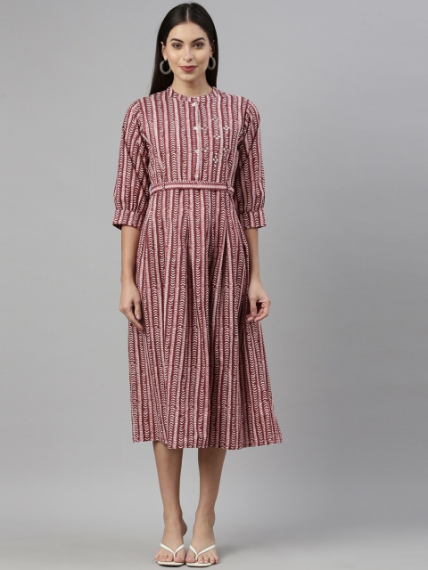 

Neerus Women Maroon & deep coffee Striped Flared Sleeves Kurta