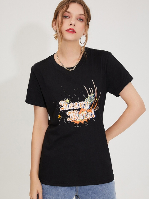 

URBANIC Women Black Printed T-shirt
