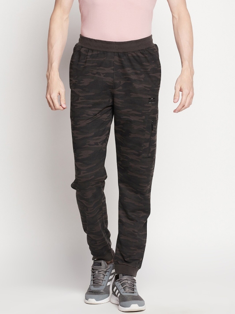 

Okane Men Grey Camouflage Printed Joggers