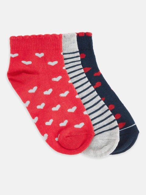 

Pantaloons Junior Girls Pack of 3 Assorted Ankle-Length Socks