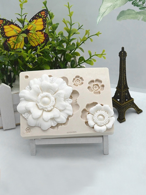 

JoyGlobal Grey Solid Silicone Primrose Mould