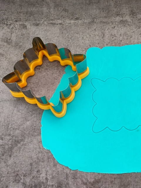 

JoyGlobal Yellow Square Shape Cookie Cutter
