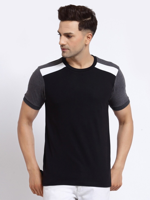 

Kalt Men Black & Grey Colourblocked Round Neck T-shirt