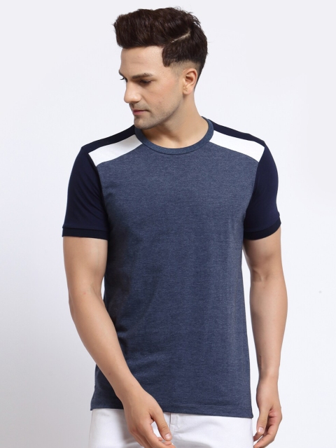 

Kalt Men Blue Solid Regular Fit T-shirt