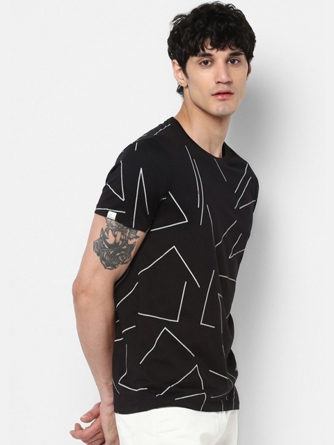 

SPYKAR Men Black Printed V-Neck Raw Edge Slim Fit T-shirt