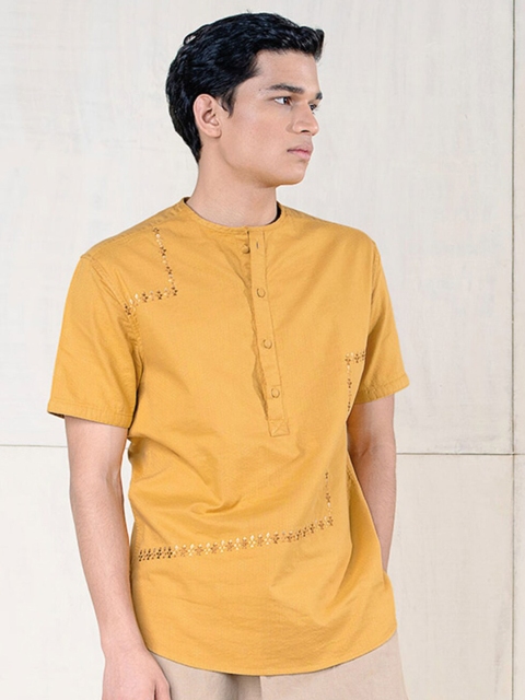 

Andamen Men Mustard Classic Casual Shirt