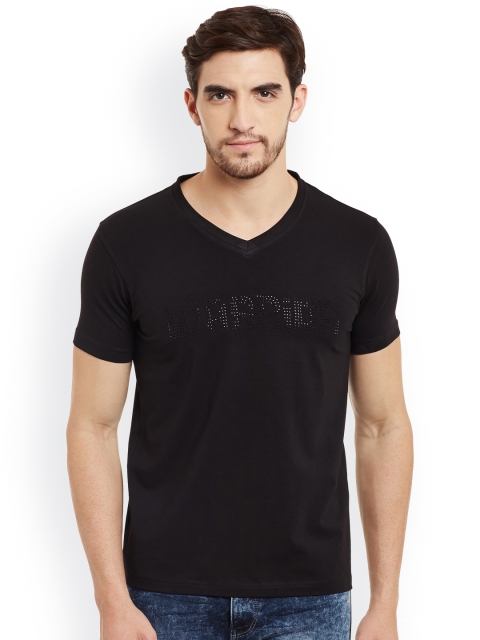 

Duke Men Black Solid V-Neck T-shirt