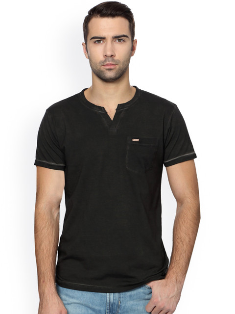 

Peter England Men Black Slim Fit T-shirt