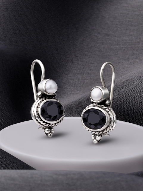 

Silvora by Peora Black Oval Studs Earrings