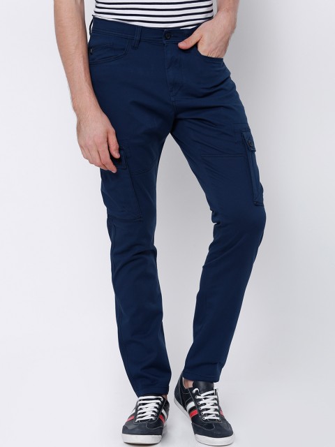 

LOCOMOTIVE Men Navy Regular Fit Solid Cargos, Navy blue