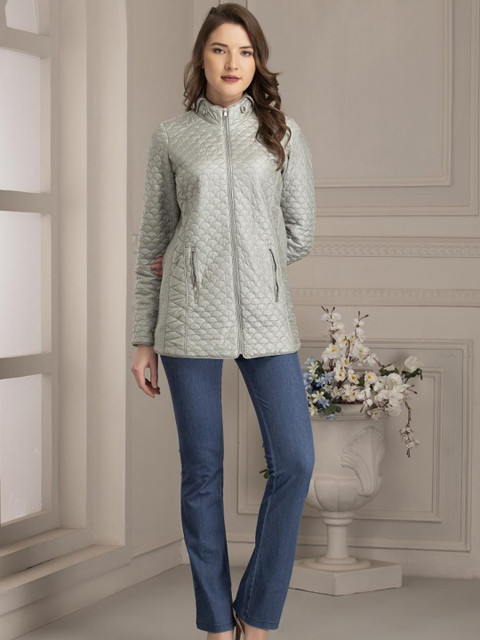 

Lakshita Women Green Quilted Jacket
