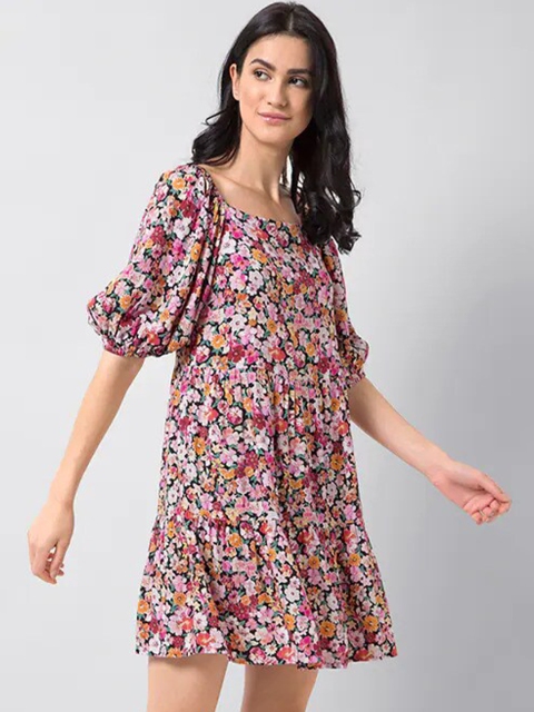 

GRECIILOOKS Pink Floral Dress