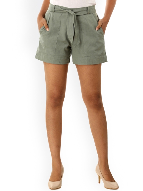 

Aawari Women Sage Green Solid Cotton High-Rise Shorts