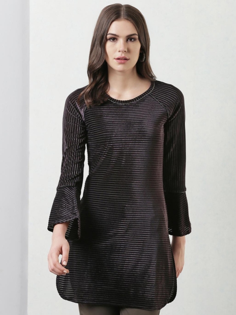 

Lakshita Grey Striped Tunic
