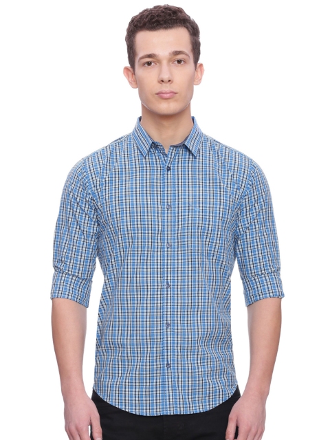 

Basics Men Blue Slim Fit Checked Casual Shirt