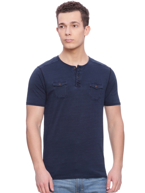 

Basics Men Navy Blue Slim Fit Henley Neck T-shirt