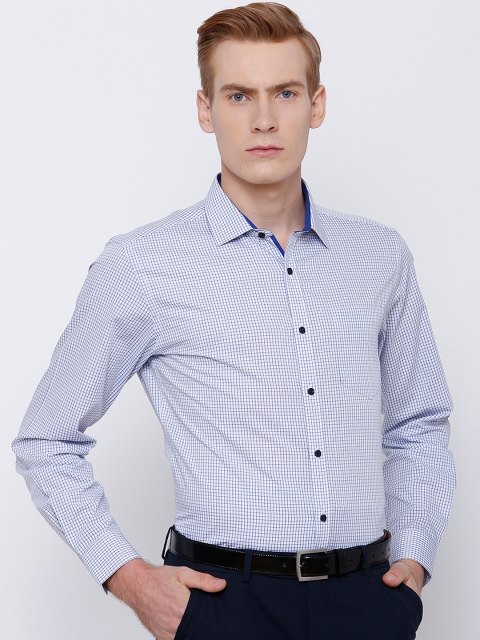 

Black coffee Men White & Blue Slim Fit Checked Formal Shirt