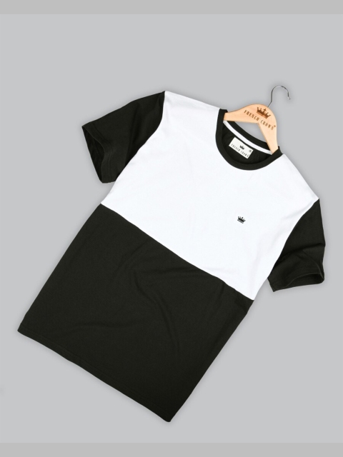 

FRENCH CROWN Men White Colourblocked V-Neck Monochrome Applique T-shirt
