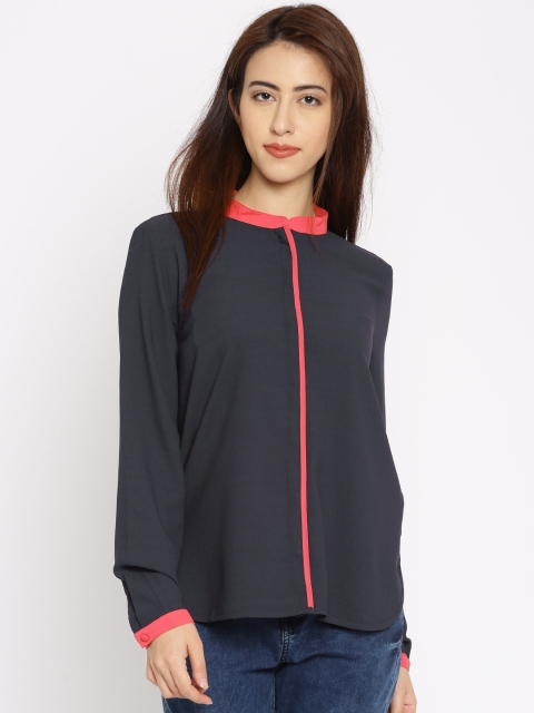 

Vero Moda Women Navy Blue Solid Regular Fit Casual Shirt