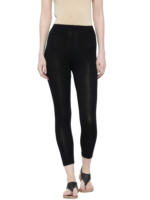 

De Moza Black 3/4th Leggings