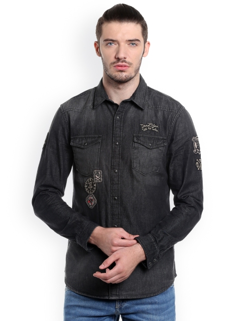 

Jack & Jones Men Black Slim Fit Printed Pirates Of Caribbean Casual Shirt
