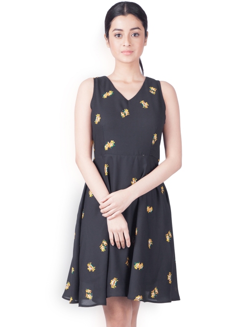 

Zink London Women Black Printed Fit and Flare Dress