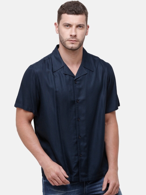 

STROP Men Navy Blue Solid Casual Shirt