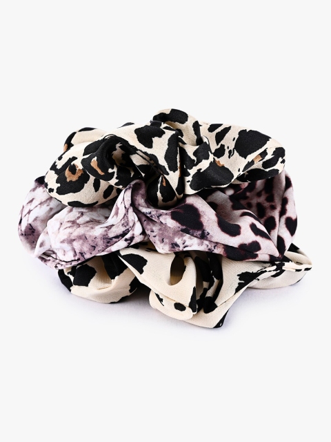

BuckleUp Women Cream-Coloured & Black Set of 3 Scrunchie
