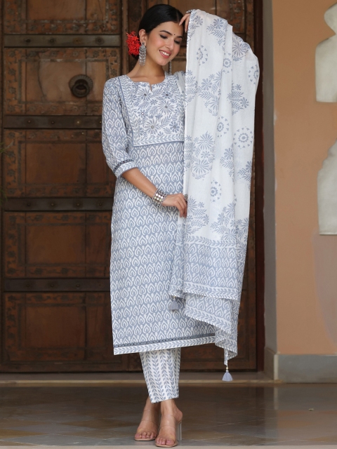 

PIROH Women Teal Blue & White Printed Kurta with Trousers & Dupatta