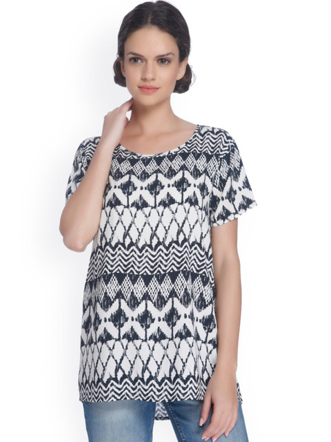 

ONLY Women White & Navy Blue Printed Top