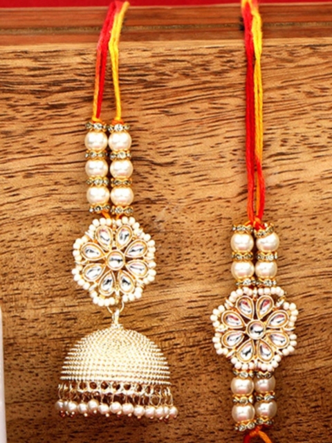 

AccessHer White & Gold-Toned Bhaiya Bhabhi Rakhi Gift Set