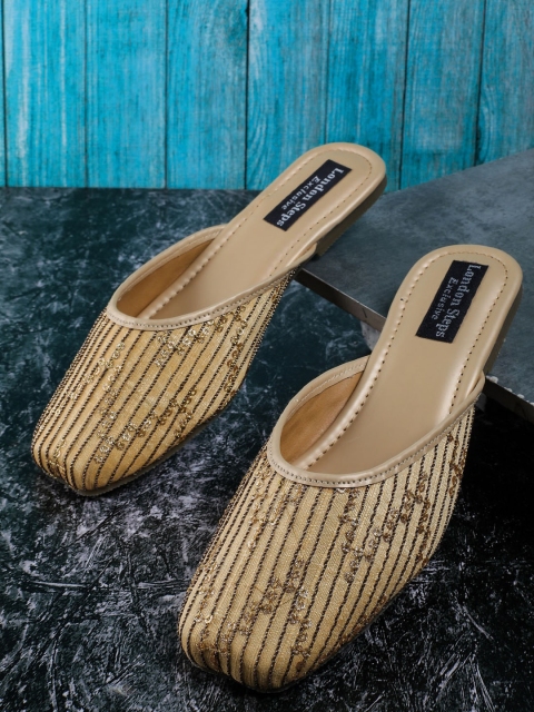 

LONDON STEPS Women Gold-Toned Bows Flats
