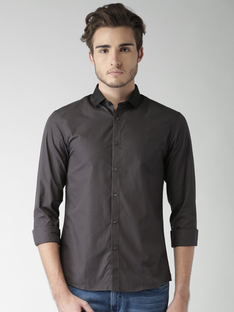 

Celio Men Black Solid Casual Shirt