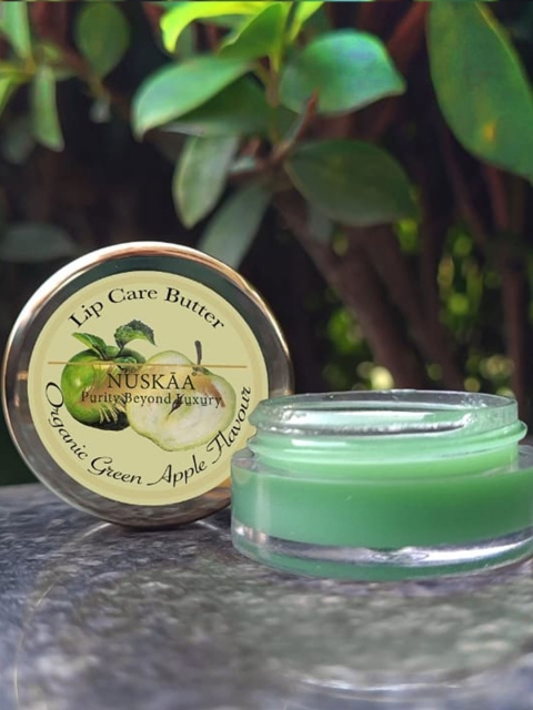 

NUSKAA 100% Pure & Natural Green Appe Lip Balm 6gm, Gold